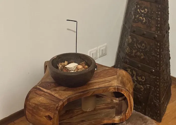 The Queen In The Snow * Courmayeur