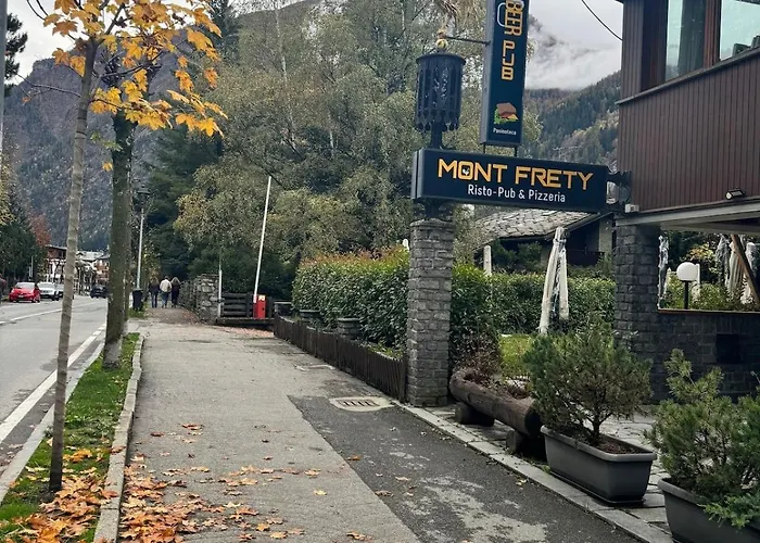 The Queen In The Snow Appartement Courmayeur