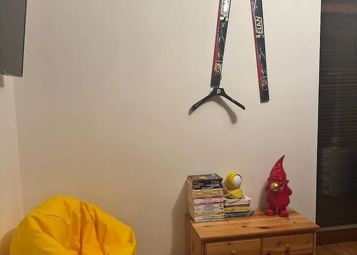 The Queen In The Snow Courmayeur