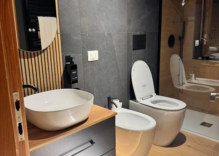 The Queen In The Snow * Courmayeur